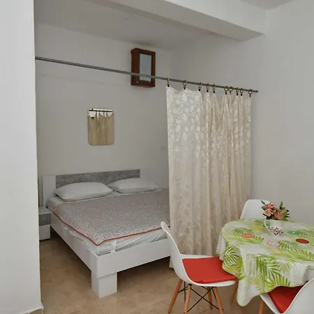 Apartmani Dora Duboka Exteriér fotografie