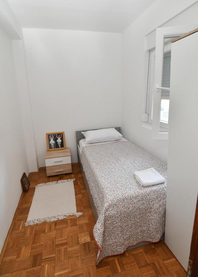 Dora Apartment Duboka